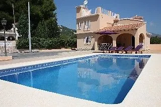 Costa 3*